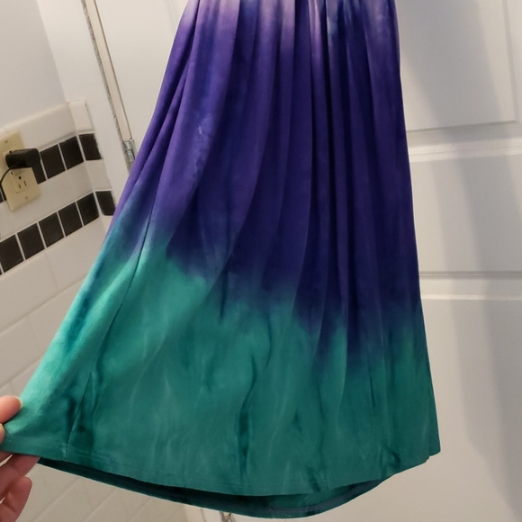 Ladies dress - Picture 7 of 11